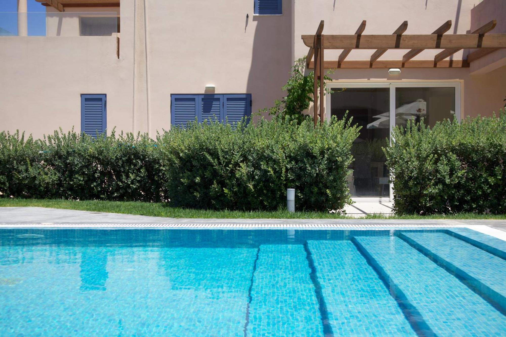 Resitour - Aphrodite Beachfront Pirgos Psilonerou Phòng bức ảnh
